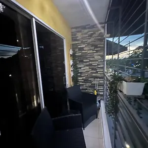  Apartamento Apartamento Amueblado.